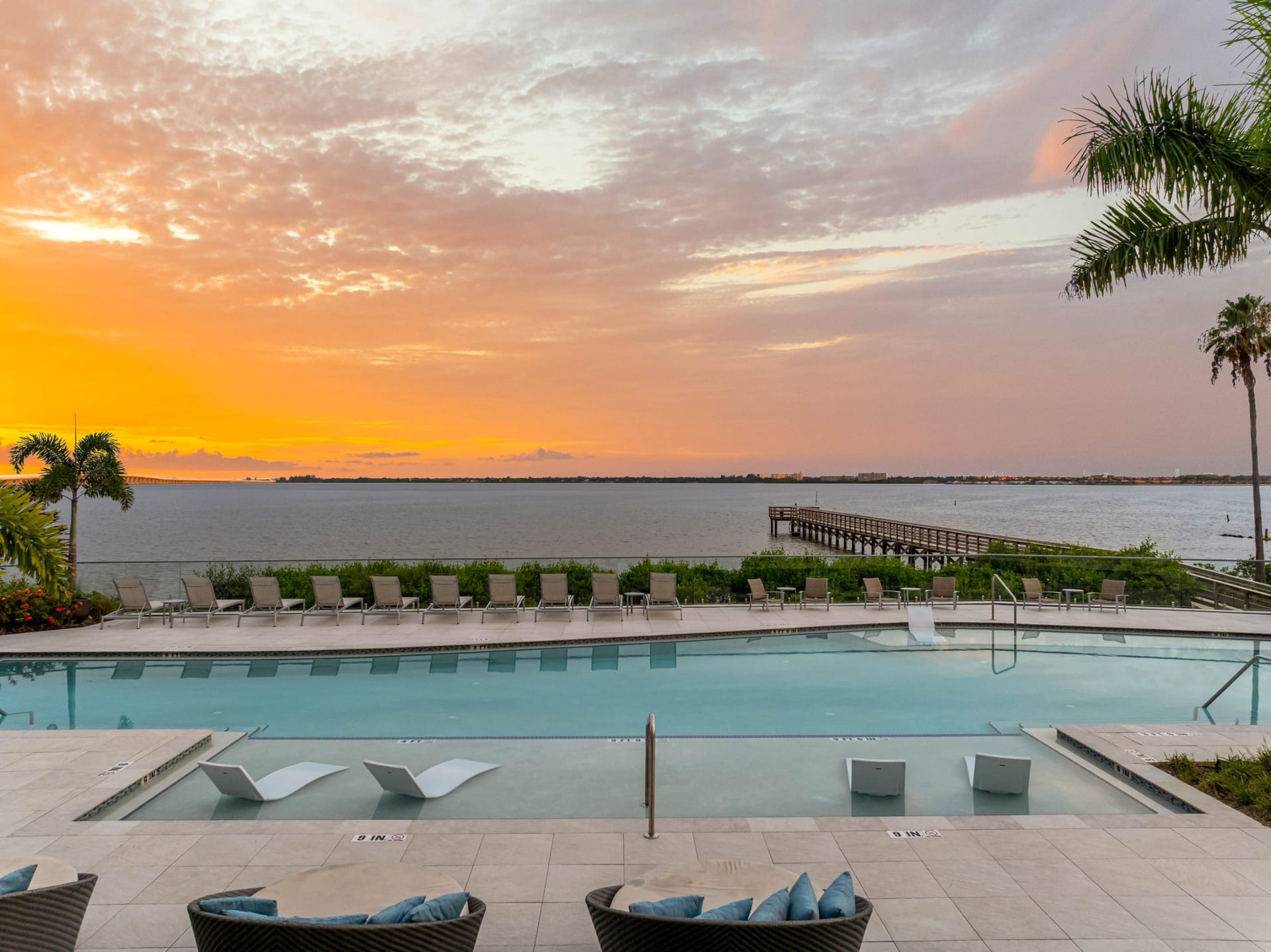 Bainbridge Bayview Clearwater, FL — building facade aerial photography by Delray Drones
