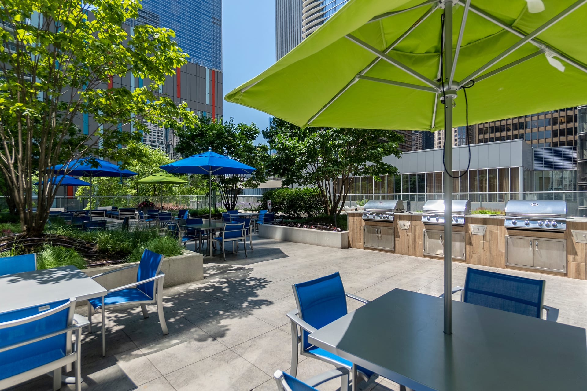 Coast at Lakeshore East — image 4