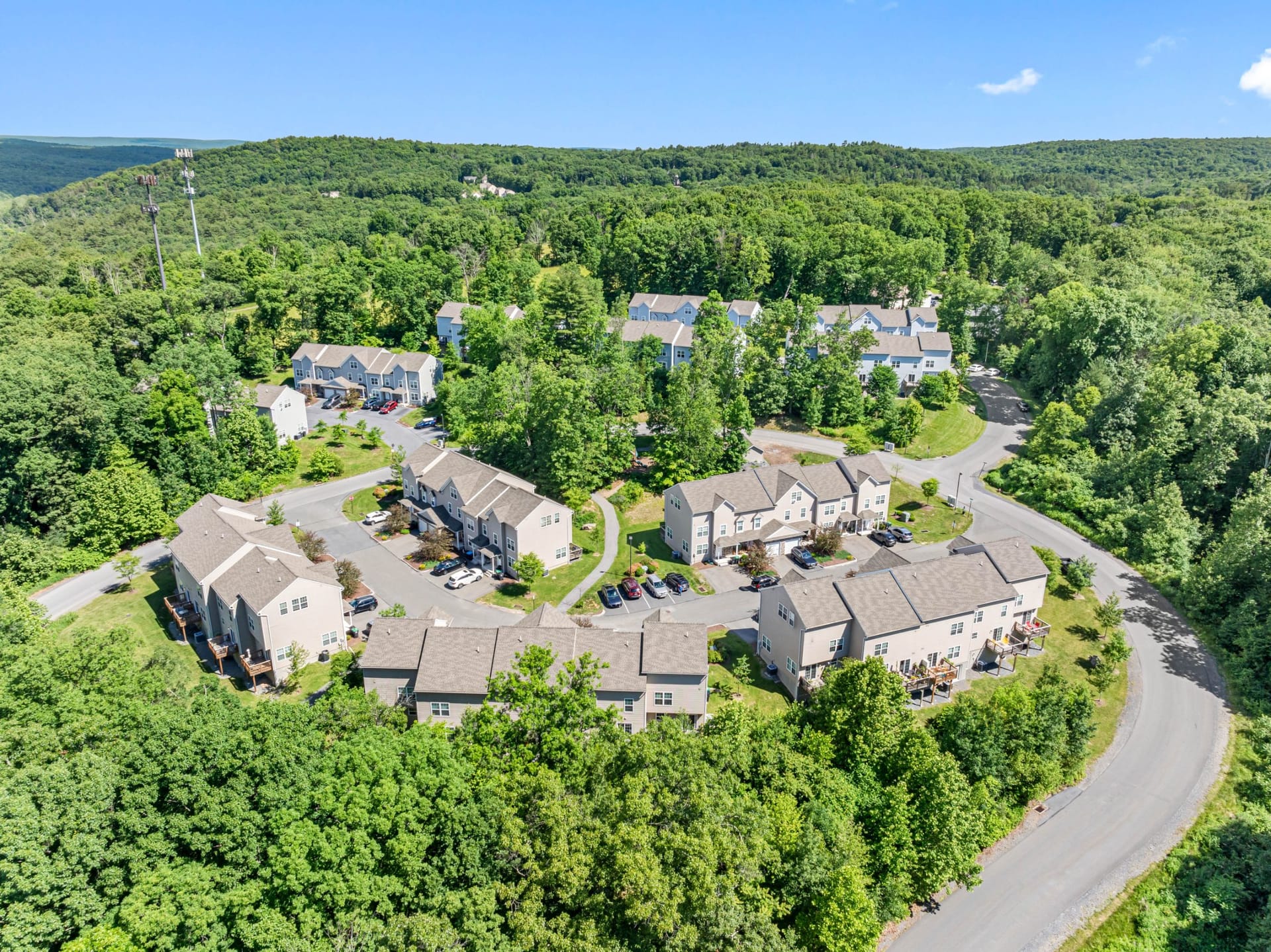 DREAM Mountain Hollow East Stroudsburg, PA — amenity space aerial photography by Delray Drones