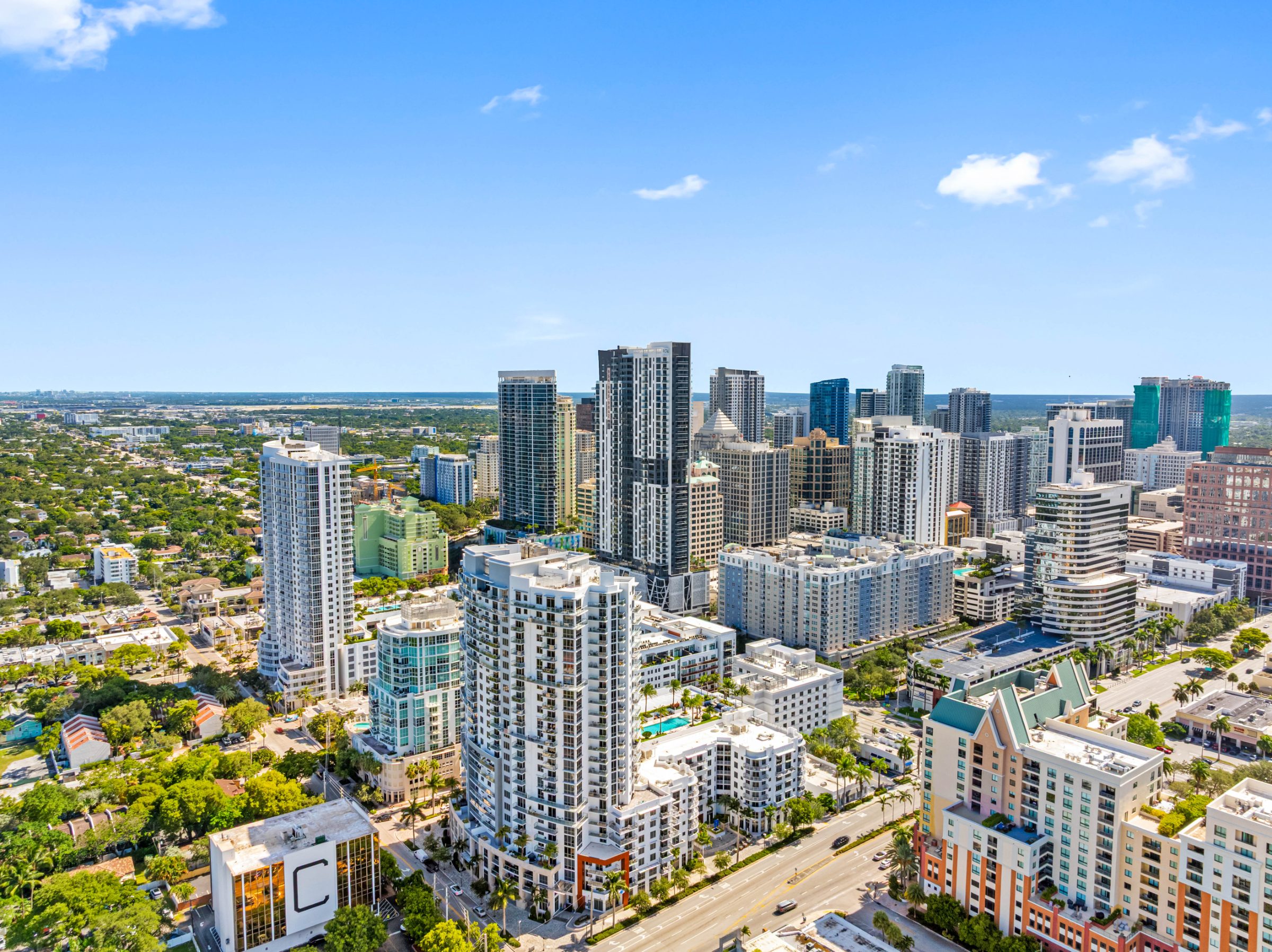 Laureat Fort Lauderdale, FL — site context aerial photography by Delray Drones