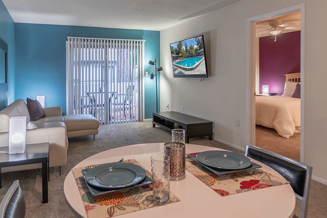 Oxford Manor — image 3