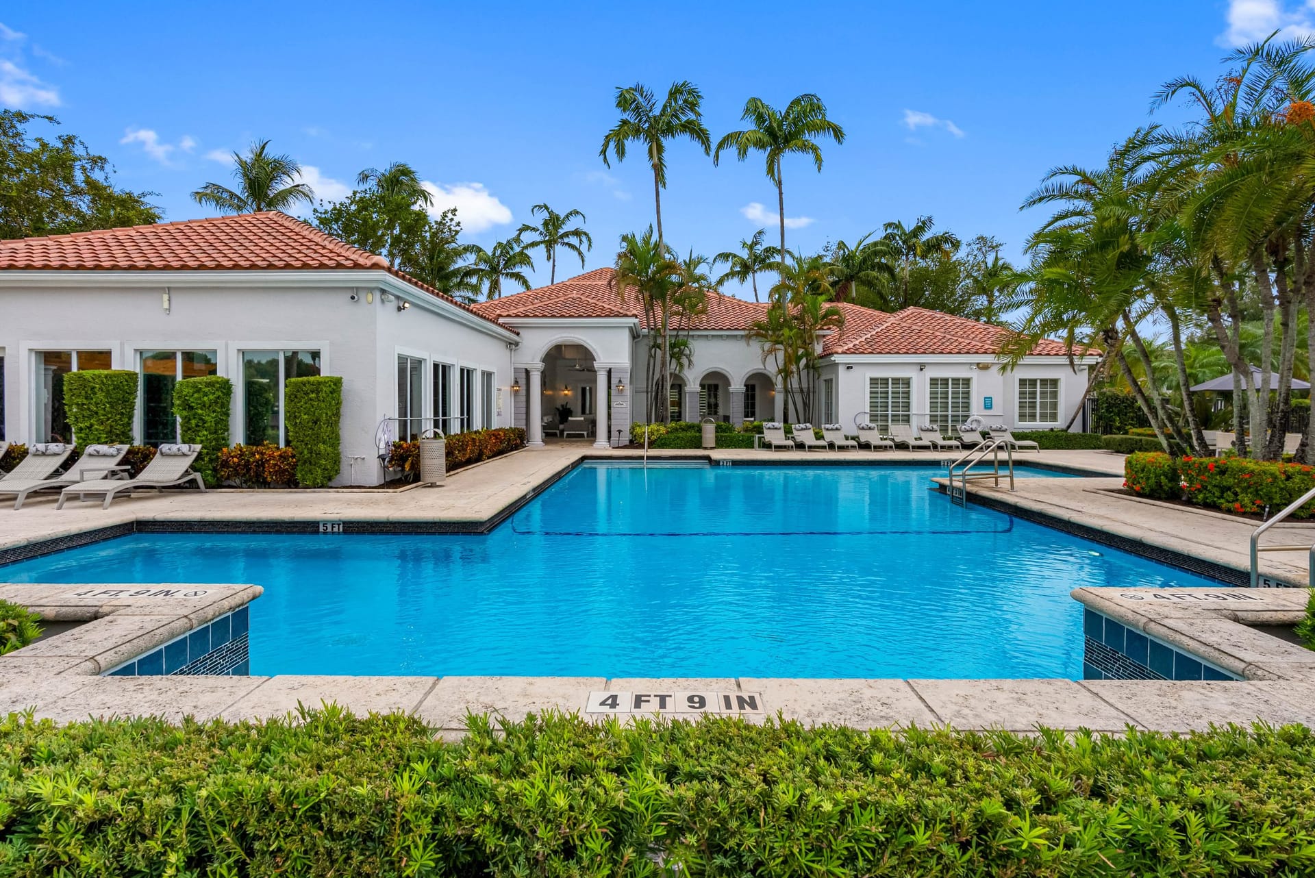 Palms Of Doral Doral, FL — lifestyle detail aerial photography by Delray Drones