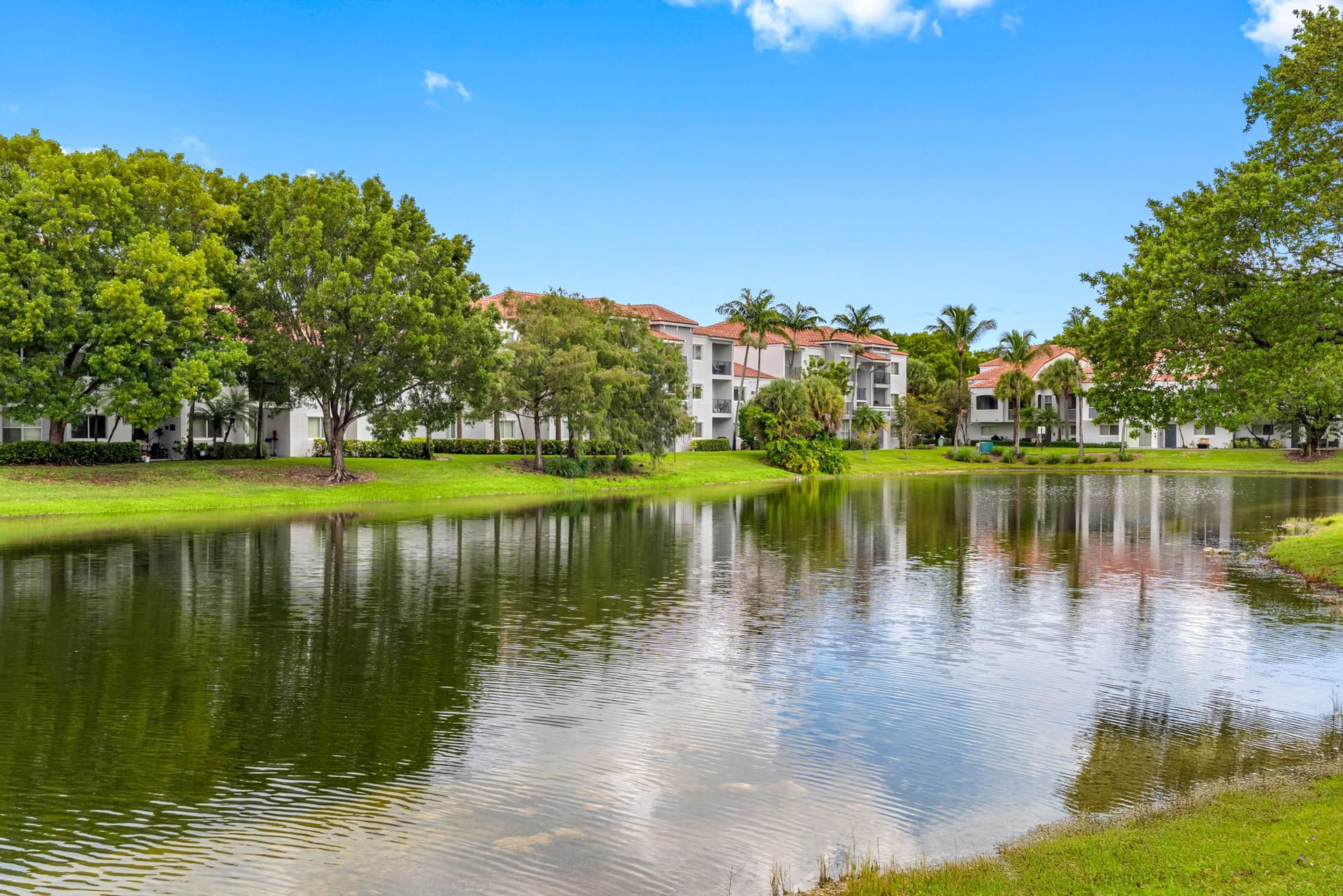 Palms Of Doral Doral, FL — lifestyle detail aerial photography by Delray Drones