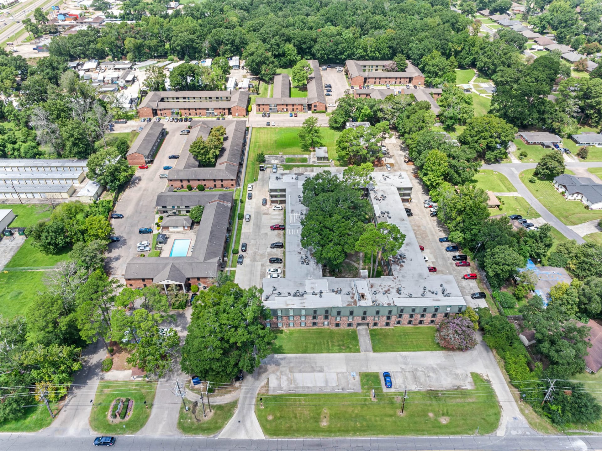 Park East I & II Baton Rouge, LA — lifestyle detail aerial photography by Delray Drones