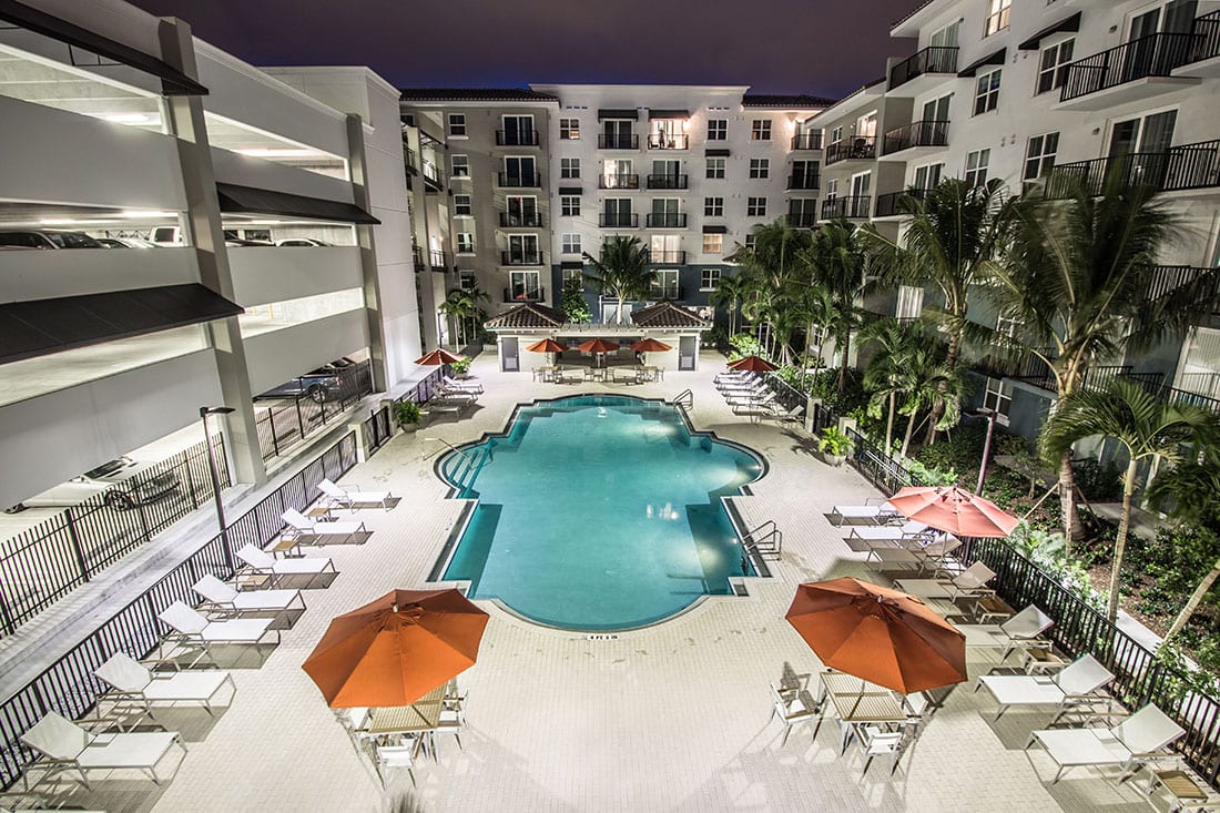 Santorini — image 6